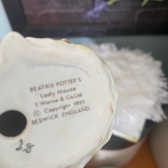 *Sale-1951 Beswick Beatrix Potter “Mrs Mouse” 71 years old! - Picture 5 of 5